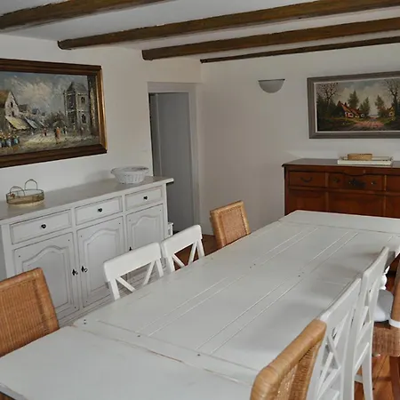 Maison Charmante Dans Le Village De Avec Jardin Ferienhaus *