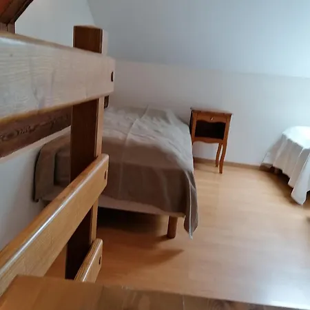 Maison Charmante Dans Le Village De Avec Jardin Ferienhaus *