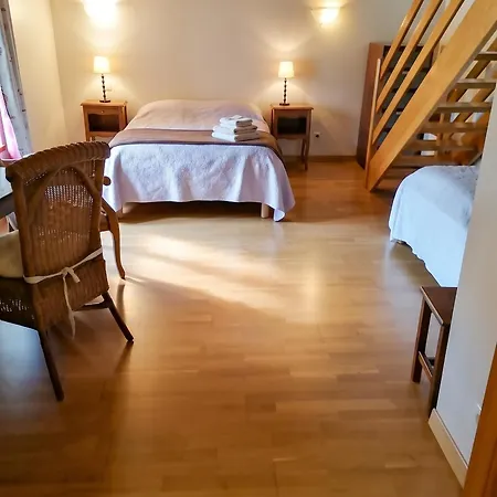 Ferienhaus Maison Charmante Dans Le Village De Avec Jardin Taintrux